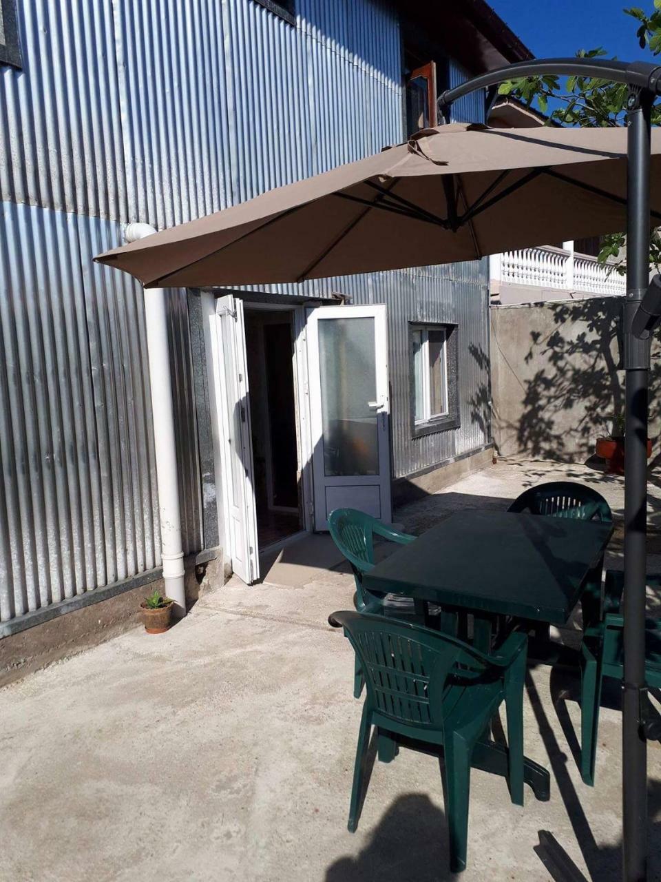 More Teona Gonio Exterior photo